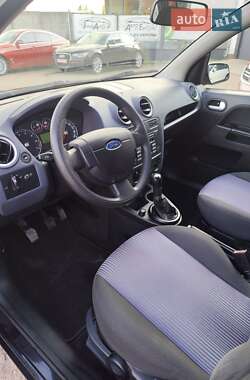 Хэтчбек Ford Fusion 2007 в 