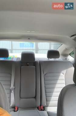 Седан Ford Fusion 2018 в 