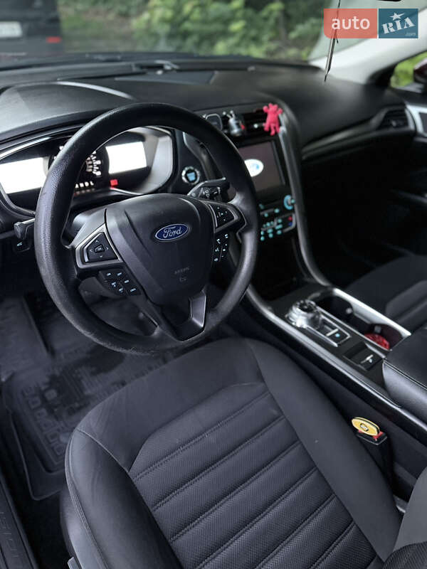 Седан Ford Fusion 2017 в Могилев-Подольске