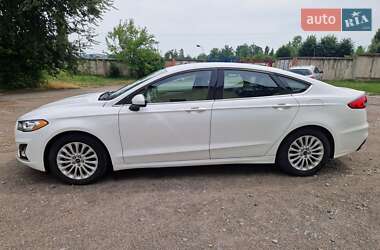 Седан Ford Fusion 2019 в Ладижині