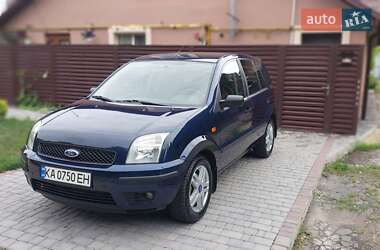 Хэтчбек Ford Fusion 2004 в Умани
