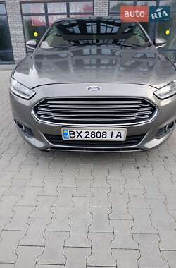 Седан Ford Fusion 2014 в 