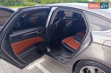 Седан Ford Fusion 2014 в 
