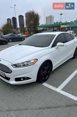 Седан Ford Fusion 2014 в Києві