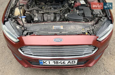 Седан Ford Fusion 2014 в 
