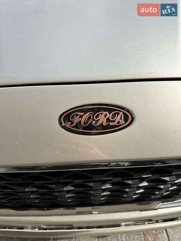 Седан Ford Fusion 2017 в Киеве