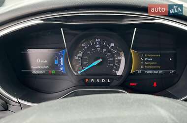 Седан Ford Fusion 2017 в 
