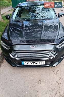 Седан Ford Fusion 2014 в Львове