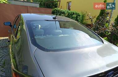 Седан Ford Fusion 2016 в 