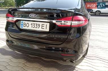 Седан Ford Fusion 2018 в 