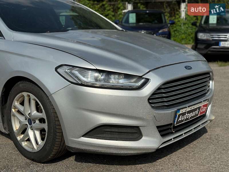 Седан Ford Fusion 2015 в Виннице