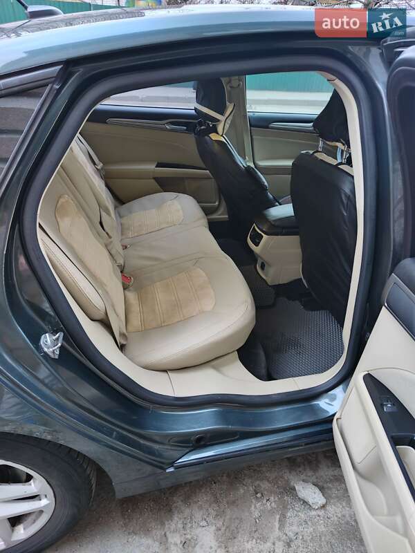 Седан Ford Fusion 2015 в Киеве