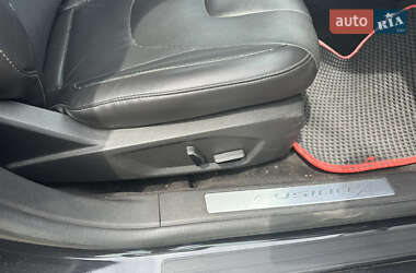 Седан Ford Fusion 2013 в 