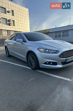 Ford Fusion 2016