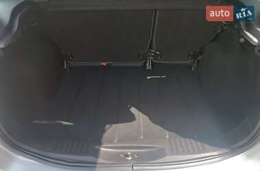 Хэтчбек Ford Fusion 2006 в 