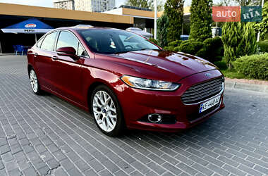 Седан Ford Fusion 2014 в 