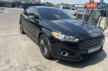 Седан Ford Fusion 2013 в 