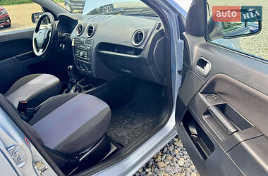 Хэтчбек Ford Fusion 2006 в 