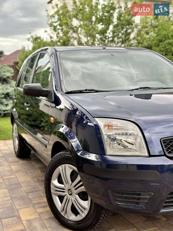 Хетчбек Ford Fusion 2005 в Вінниці
