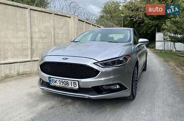 Седан Ford Fusion 2018 в 