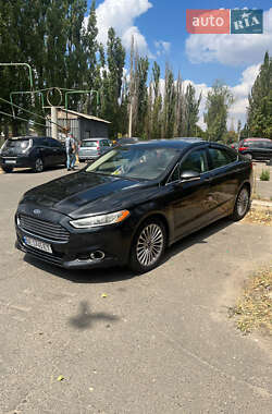 Седан Ford Fusion 2014 в 