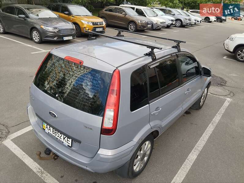 Хэтчбек Ford Fusion 2010 в Киеве