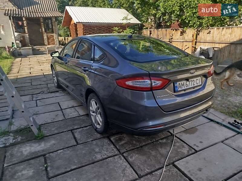 Седан Ford Fusion 2013 в Коростышеве