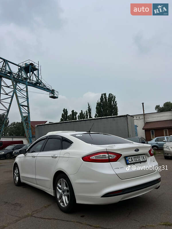 Седан Ford Fusion 2013 в Черкассах