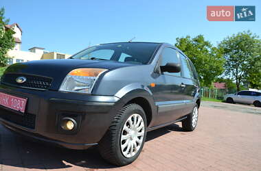 Хэтчбек Ford Fusion 2009 в 