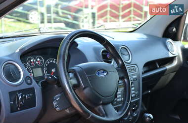 Хэтчбек Ford Fusion 2009 в 