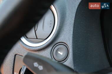 Хэтчбек Ford Fusion 2009 в 