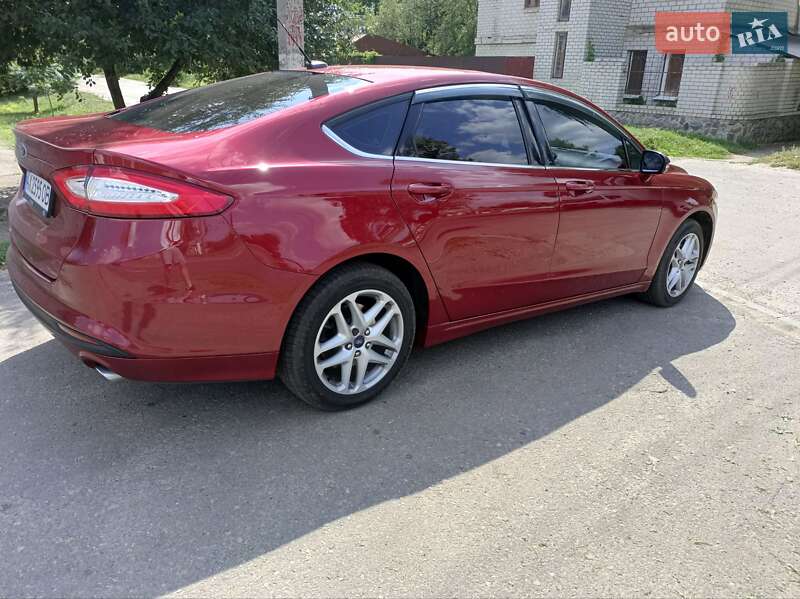 Седан Ford Fusion 2015 в Харькове