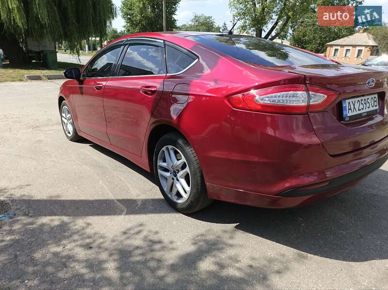 Седан Ford Fusion 2015 в Харькове