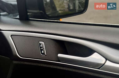 Седан Ford Fusion 2014 в 