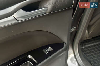 Седан Ford Fusion 2014 в 