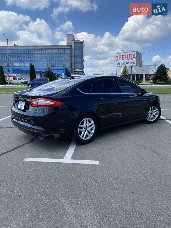 Седан Ford Fusion 2014 в Киеве фото 5 Седан Ford Fusion 2014 в Киеве