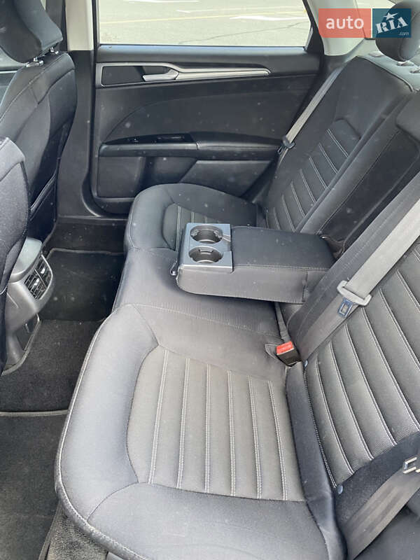 Седан Ford Fusion 2014 в Киеве фото 11 Седан Ford Fusion 2014 в Киеве