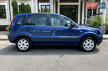 Хэтчбек Ford Fusion 2007 в 