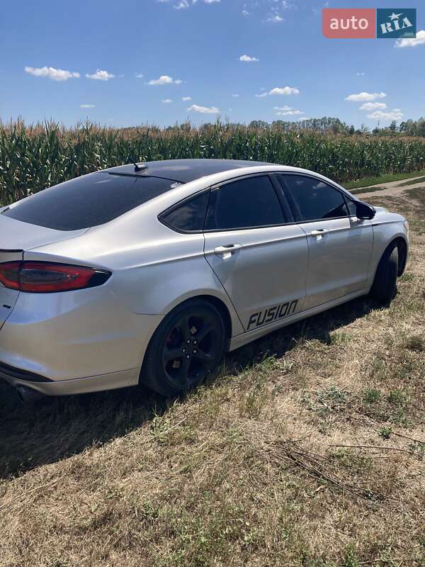 Седан Ford Fusion 2013 в Коломаке