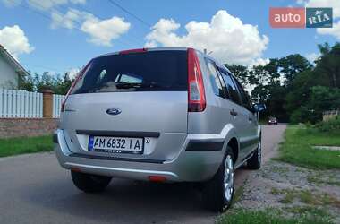 Хэтчбек Ford Fusion 2008 в 