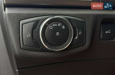 Седан Ford Fusion 2013 в 