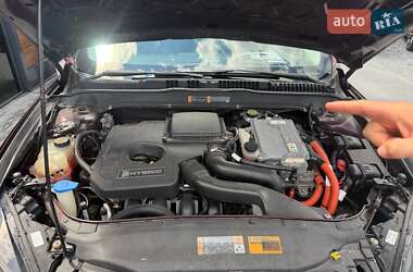 Седан Ford Fusion 2013 в 