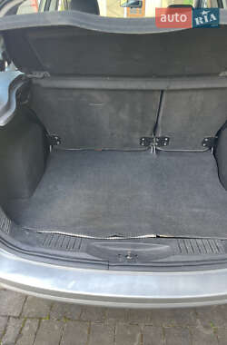 Хэтчбек Ford Fusion 2005 в 