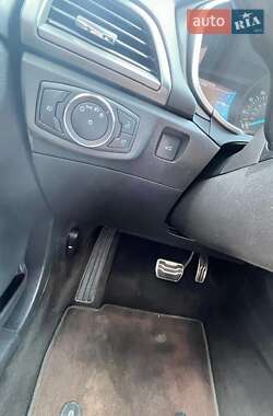 Седан Ford Fusion 2014 в 