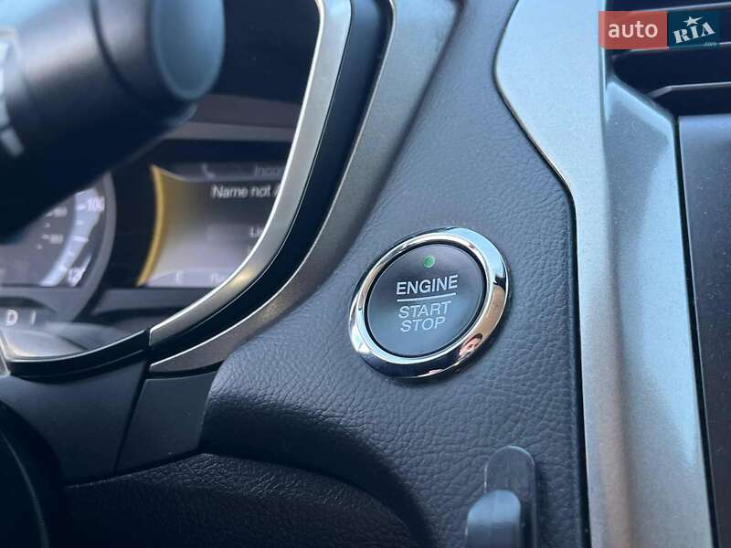 Седан Ford Fusion 2019 в Львове