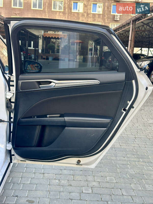 Седан Ford Fusion 2017 в Одессе