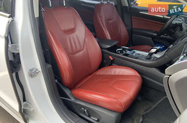 Седан Ford Fusion 2014 в 