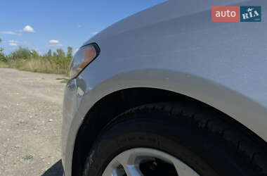 Седан Ford Fusion 2015 в 
