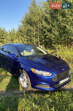 Седан Ford Fusion 2014 в 