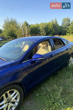 Седан Ford Fusion 2014 в 